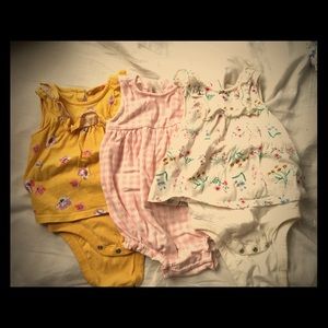 Lot 3 adorable 12-18 month baby girl outfits